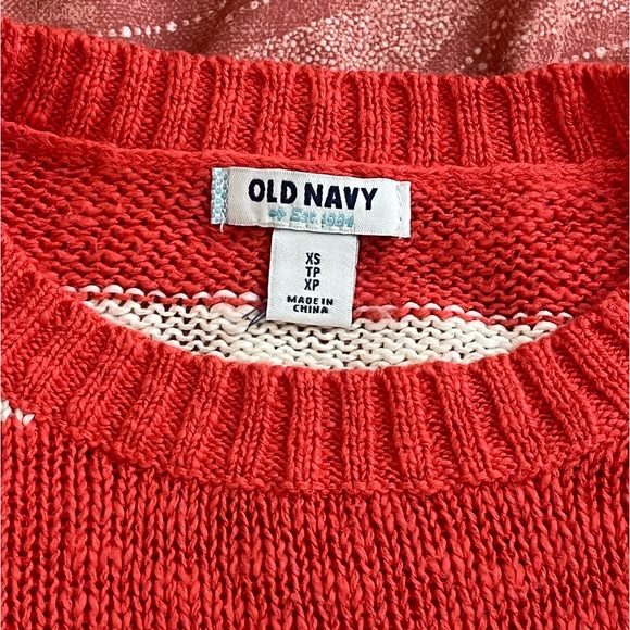 Red & White striped Old Navy Sweater 3/4 Sleeves - Picture 4 of 5